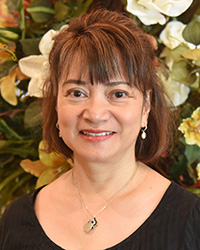 Liz Flores Dietitian
